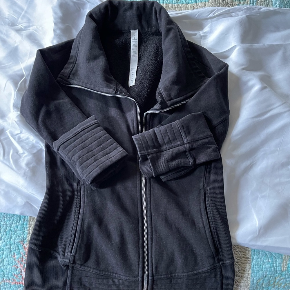 Lulu lemon black athletic